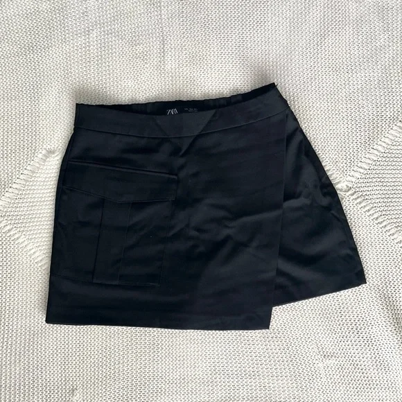 Zara Skort - Picture 2 of 6